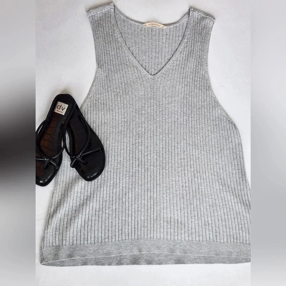|| SOFT SURROUNDINGS || grey tank top,  ribbed, v neck, sweater, sleeves, XL - Picture 1 of 7